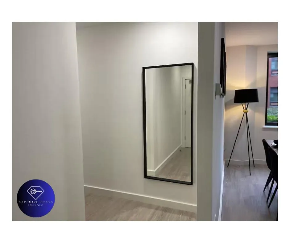 Modern City Centre Apartment Exeter