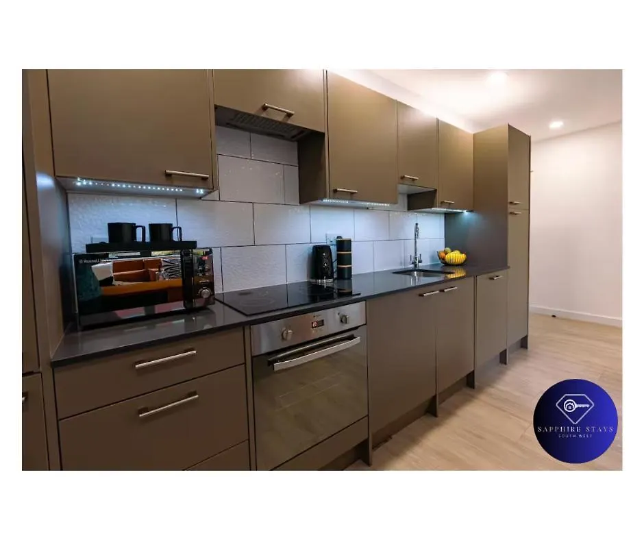 Modern City Centre Apartment Exeter